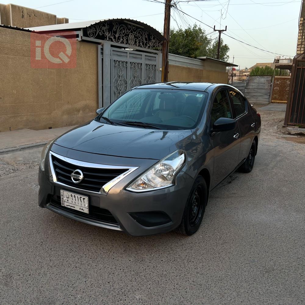نیسان ڤێرسا